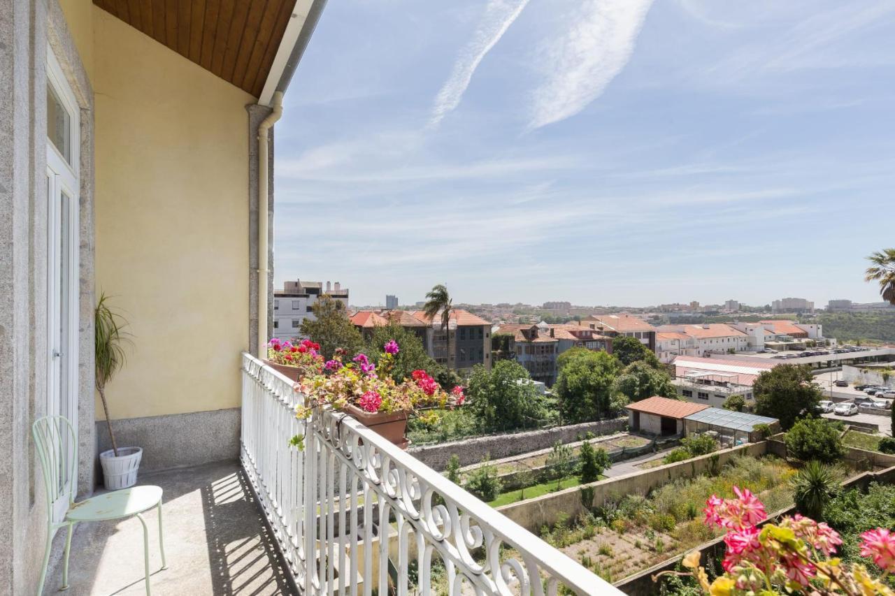 Guestready - Ayres Studio W Balcony Garden Porto Exterior foto